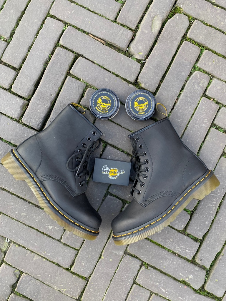 1460 dr martens greasy deals
